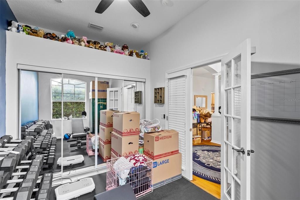 En Venta: $559,999 (4 camas, 3 baños, 2671 Pies cuadrados)