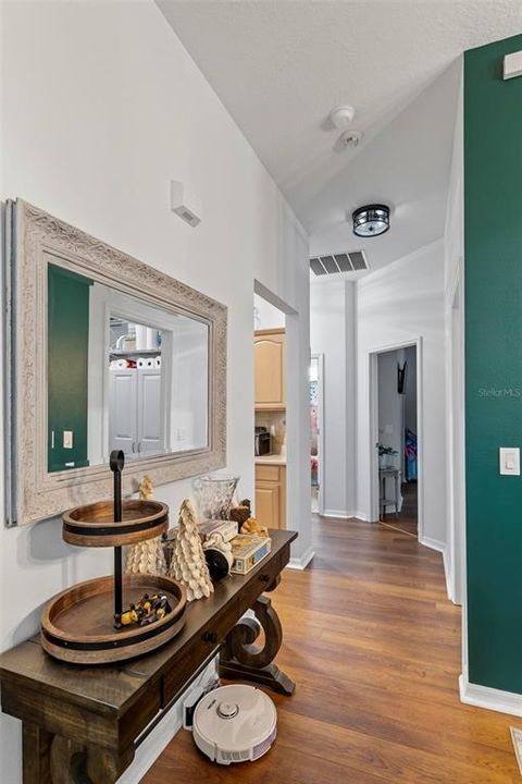 En Venta: $559,999 (4 camas, 3 baños, 2671 Pies cuadrados)