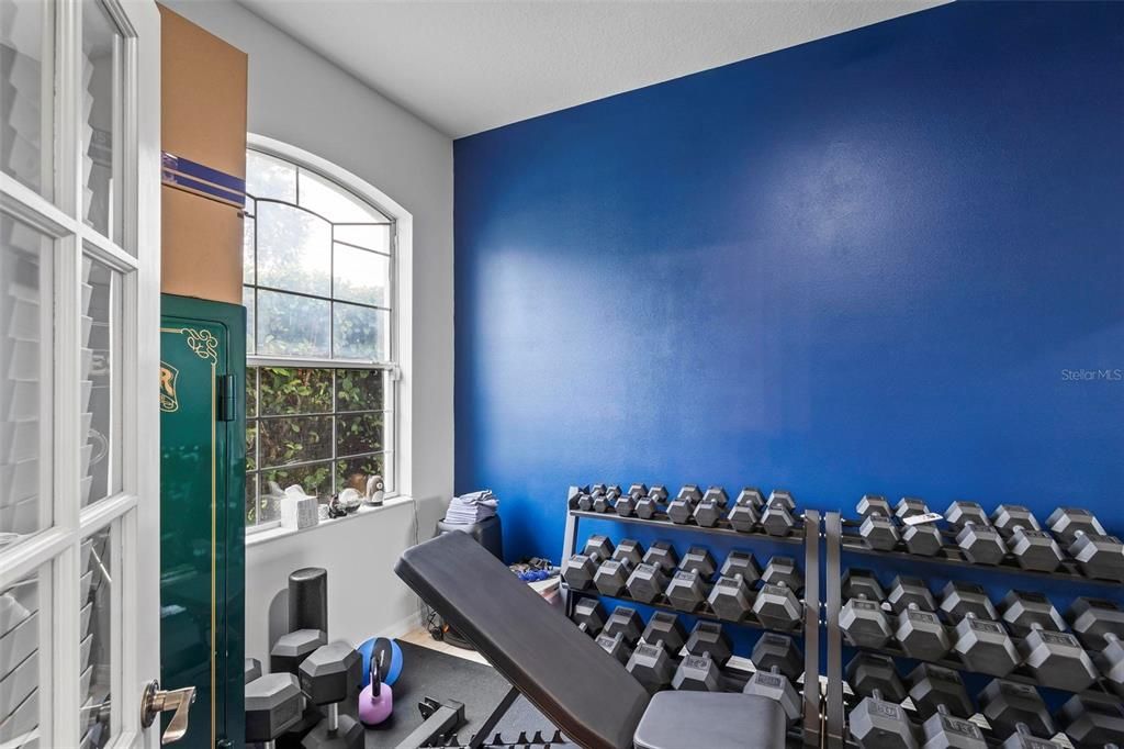 En Venta: $559,999 (4 camas, 3 baños, 2671 Pies cuadrados)