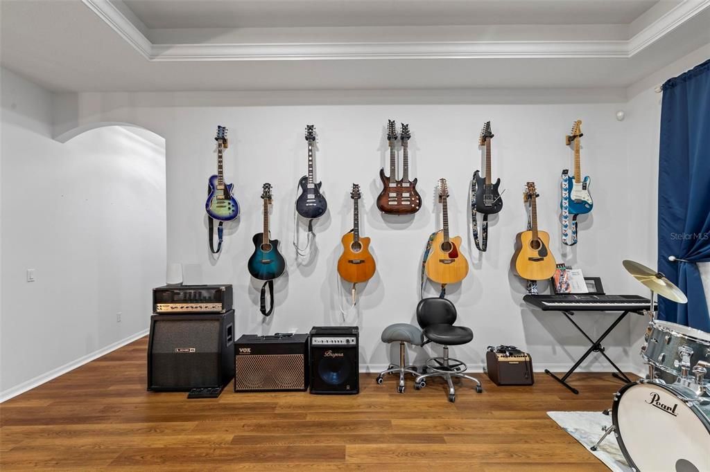 En Venta: $559,999 (4 camas, 3 baños, 2671 Pies cuadrados)