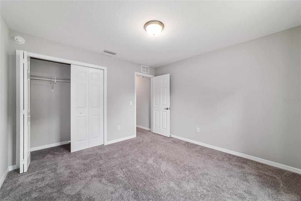 For Sale: $269,900 (3 beds, 2 baths, 1433 Square Feet)