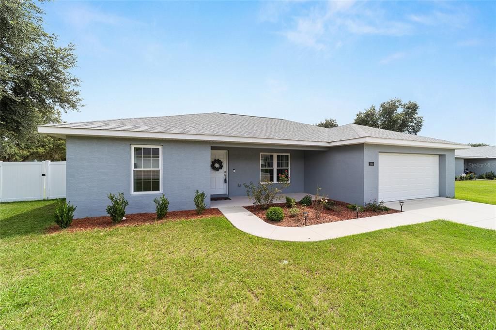 For Sale: $269,900 (3 beds, 2 baths, 1433 Square Feet)