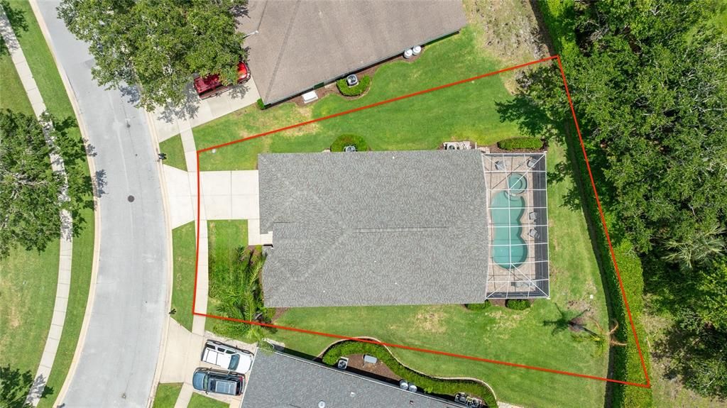 合同活跃: $439,900 (3 贝兹, 2 浴室, 2360 平方英尺)