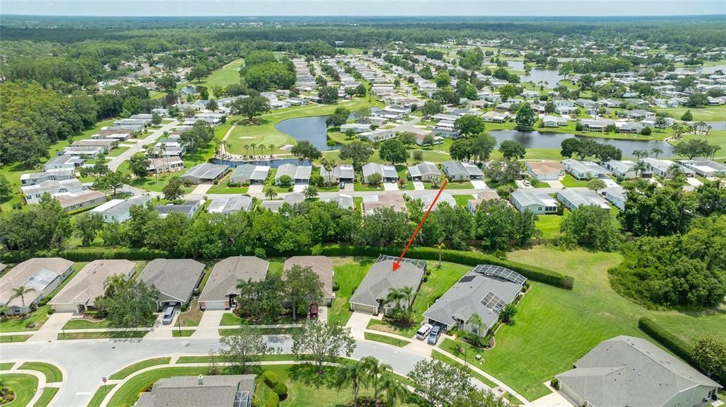 合同活跃: $439,900 (3 贝兹, 2 浴室, 2360 平方英尺)