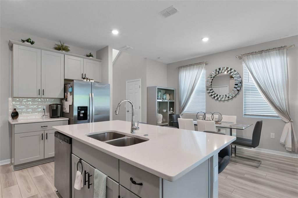 For Sale: $485,000 (4 beds, 2 baths, 2226 Square Feet)