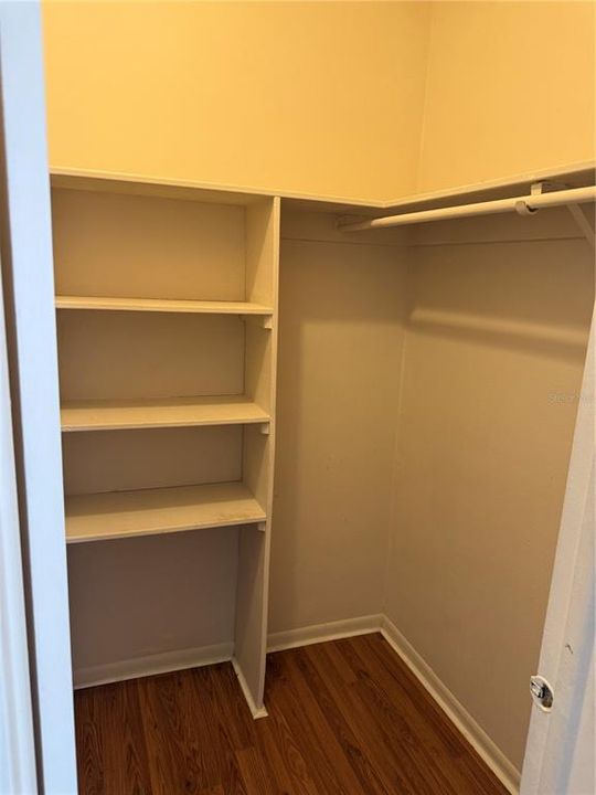 Под контрактом: $175,000 (3 спален, 2 ванн, 1432 Квадратных фут)