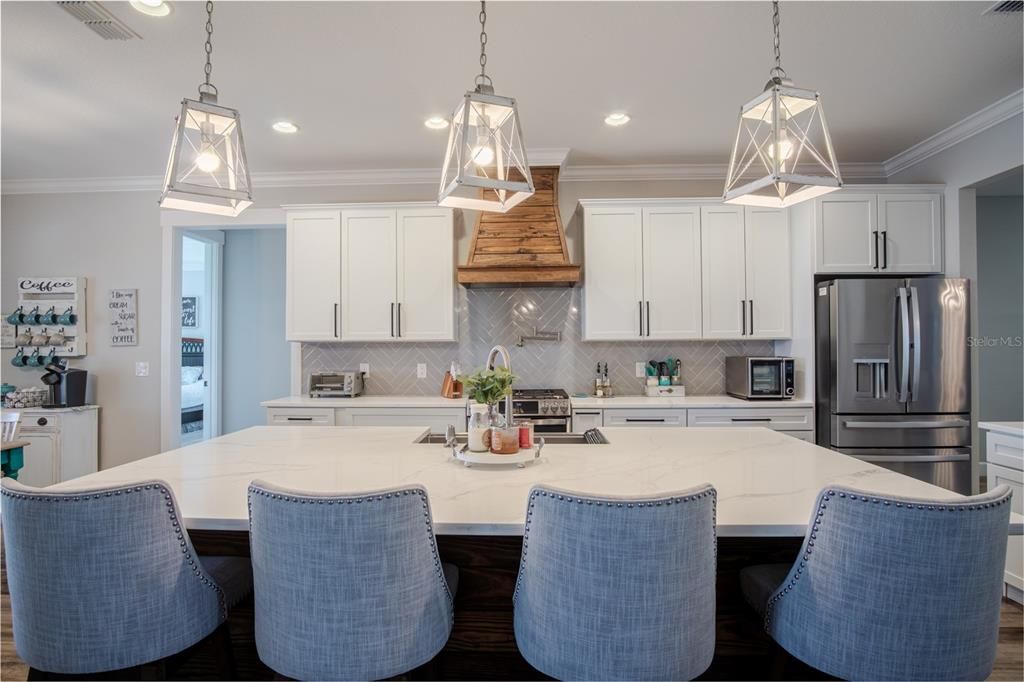 For Sale: $1,135,000 (5 beds, 3 baths, 3228 Square Feet)