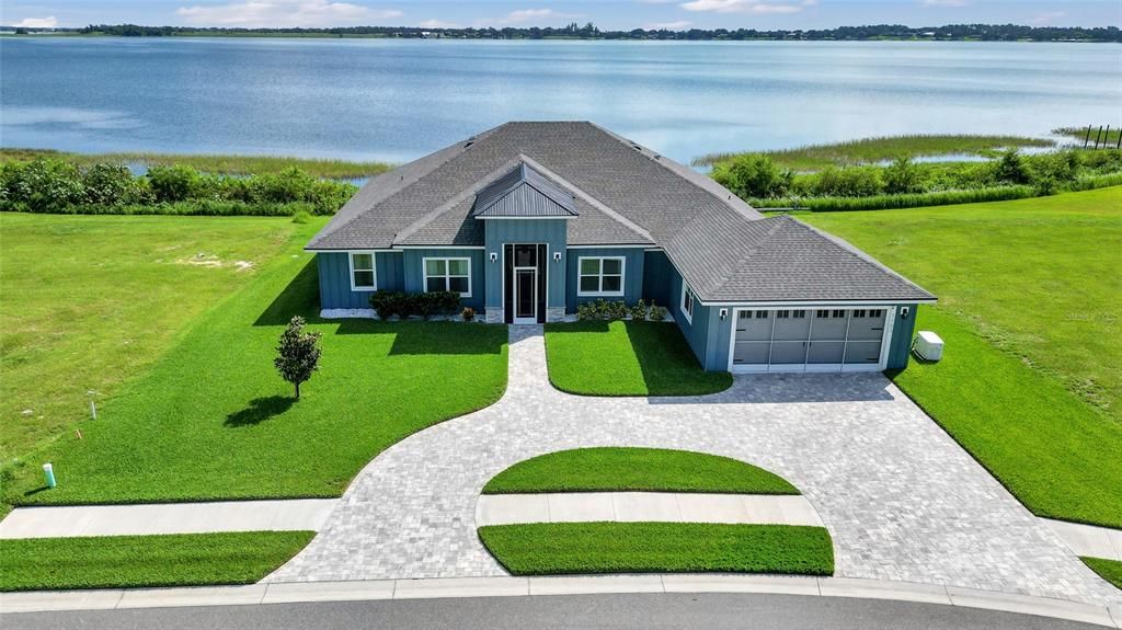 For Sale: $1,135,000 (5 beds, 3 baths, 3228 Square Feet)