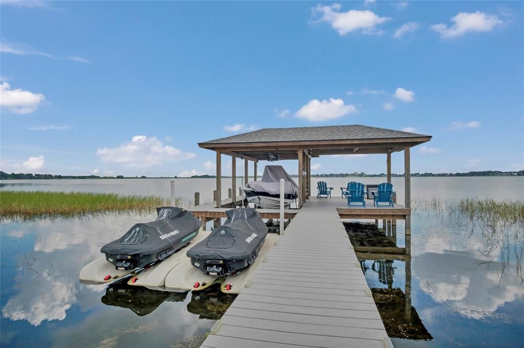 For Sale: $1,135,000 (5 beds, 3 baths, 3228 Square Feet)