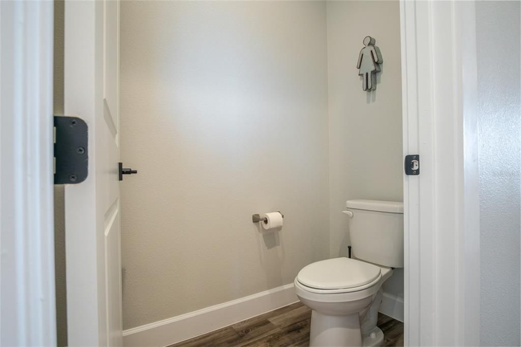 For Sale: $1,135,000 (5 beds, 3 baths, 3228 Square Feet)