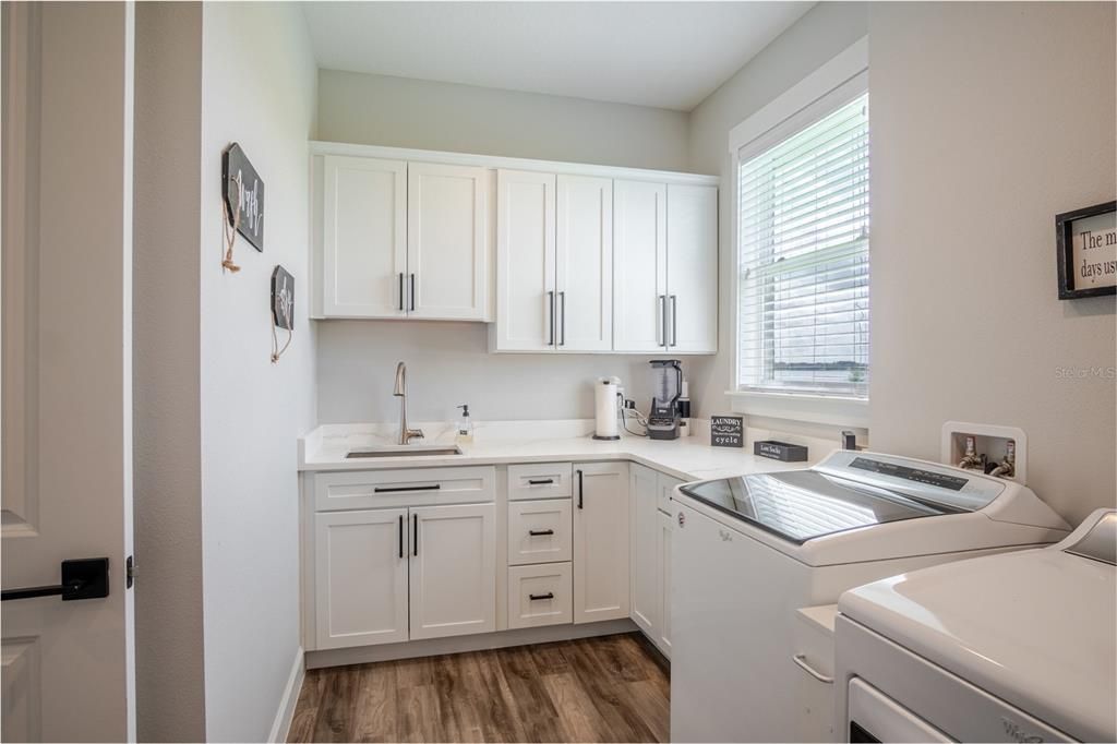 For Sale: $1,135,000 (5 beds, 3 baths, 3228 Square Feet)