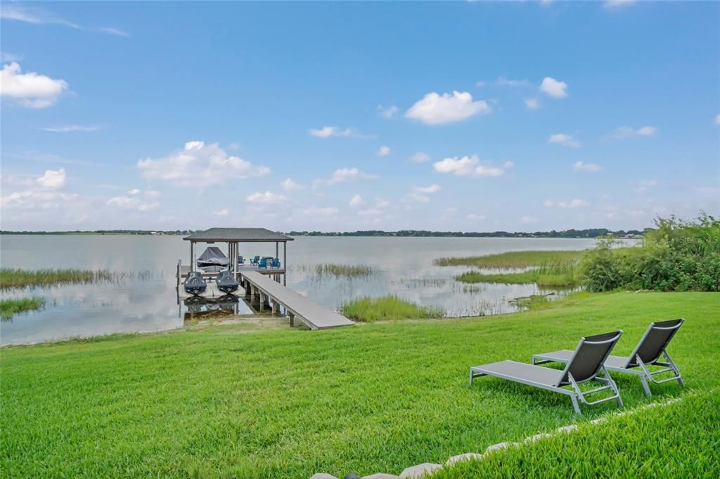 For Sale: $1,135,000 (5 beds, 3 baths, 3228 Square Feet)