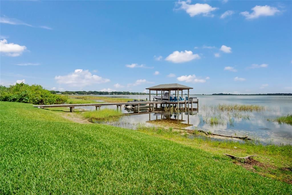 For Sale: $1,135,000 (5 beds, 3 baths, 3228 Square Feet)