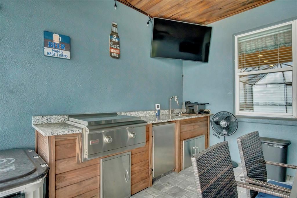 For Sale: $1,135,000 (5 beds, 3 baths, 3228 Square Feet)