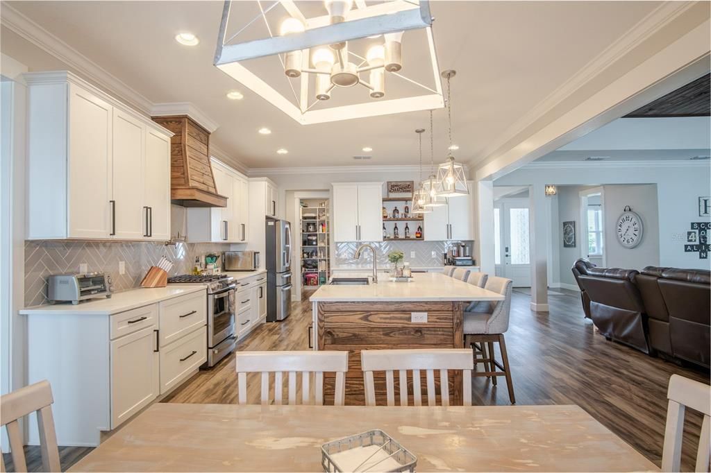 For Sale: $1,135,000 (5 beds, 3 baths, 3228 Square Feet)