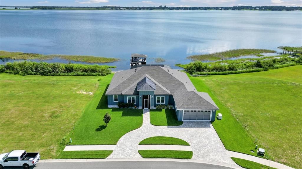 For Sale: $1,135,000 (5 beds, 3 baths, 3228 Square Feet)