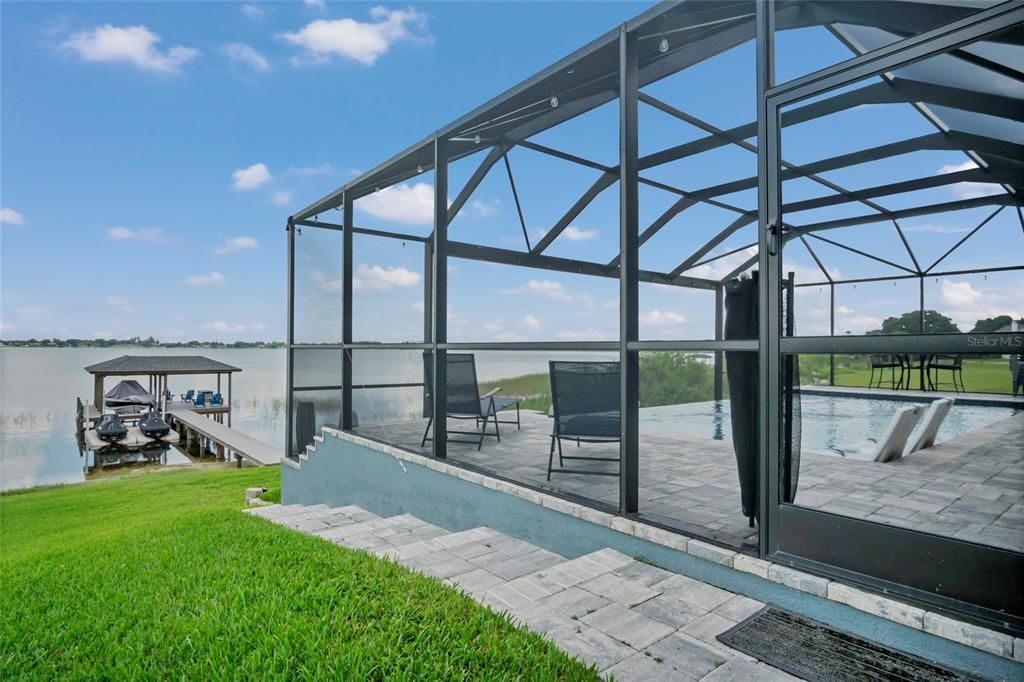 For Sale: $1,135,000 (5 beds, 3 baths, 3228 Square Feet)