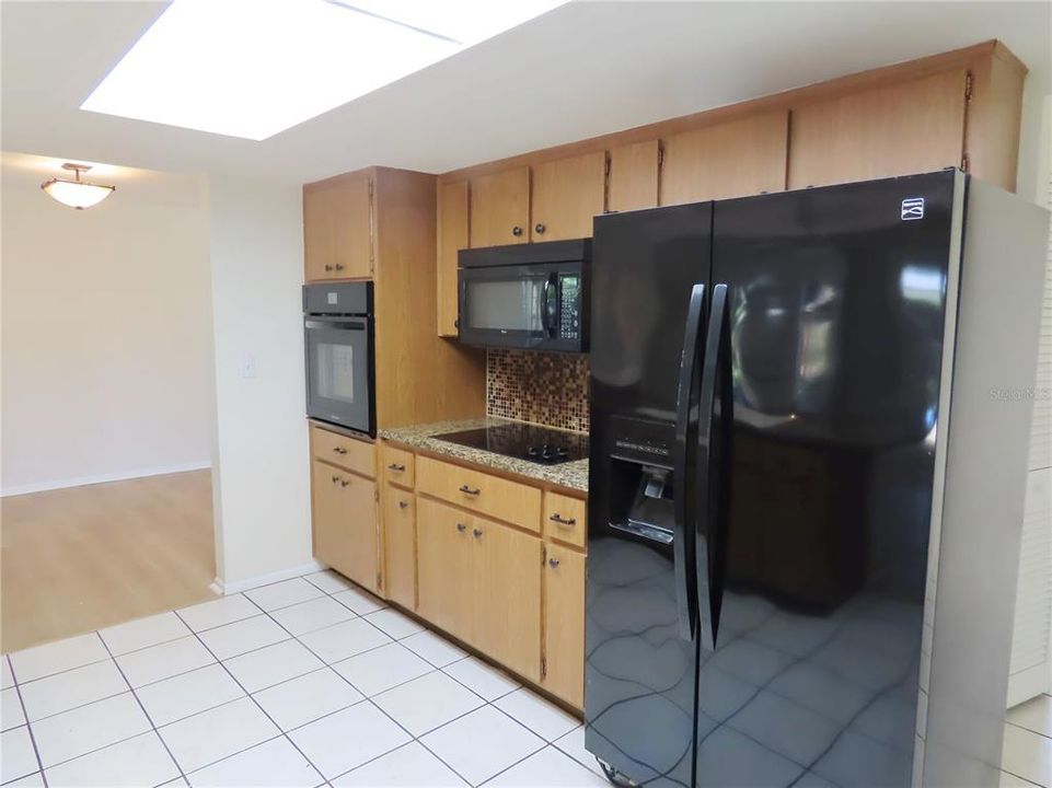 En Venta: $434,900 (2 camas, 2 baños, 1593 Pies cuadrados)