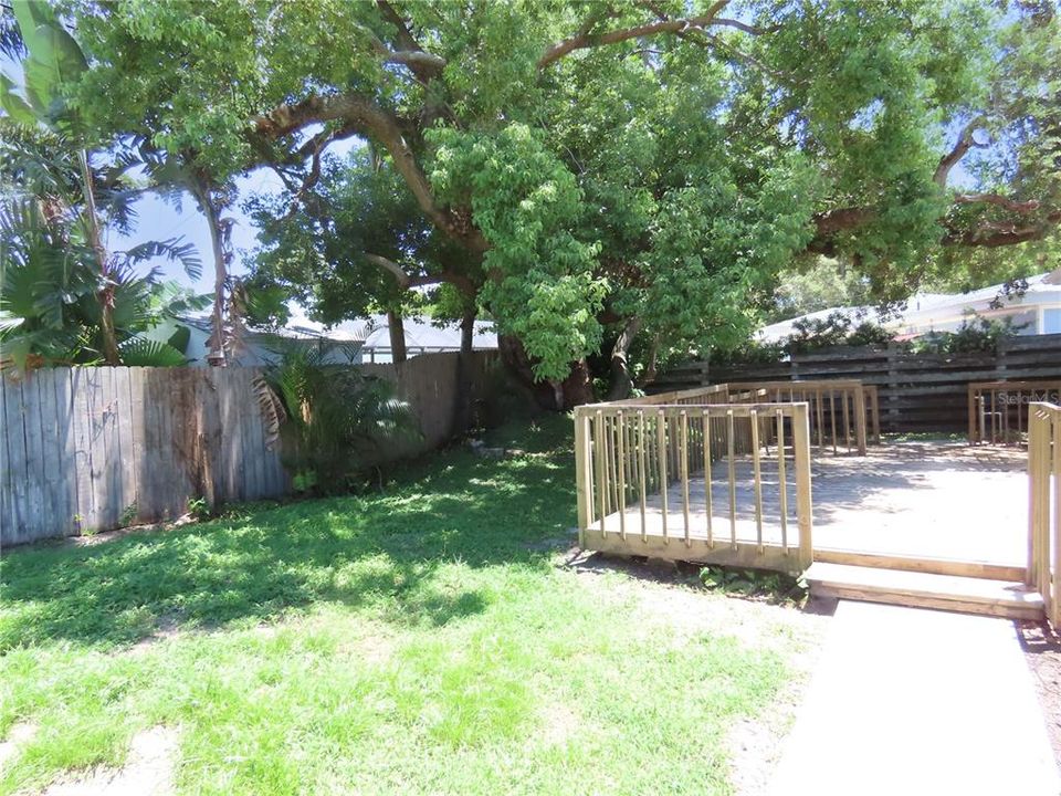 En Venta: $434,900 (2 camas, 2 baños, 1593 Pies cuadrados)