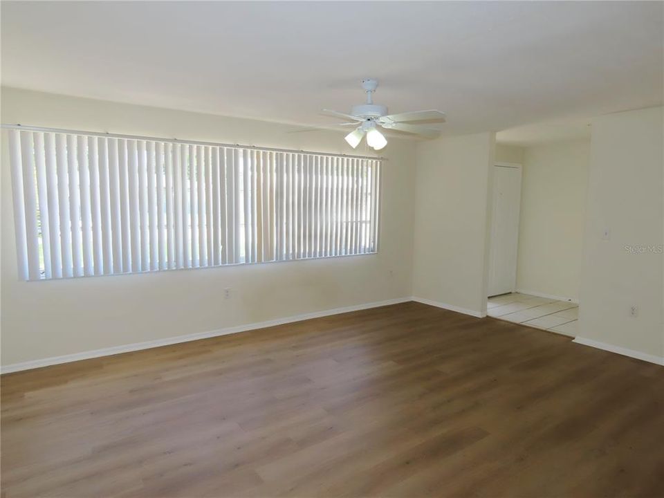 En Venta: $434,900 (2 camas, 2 baños, 1593 Pies cuadrados)