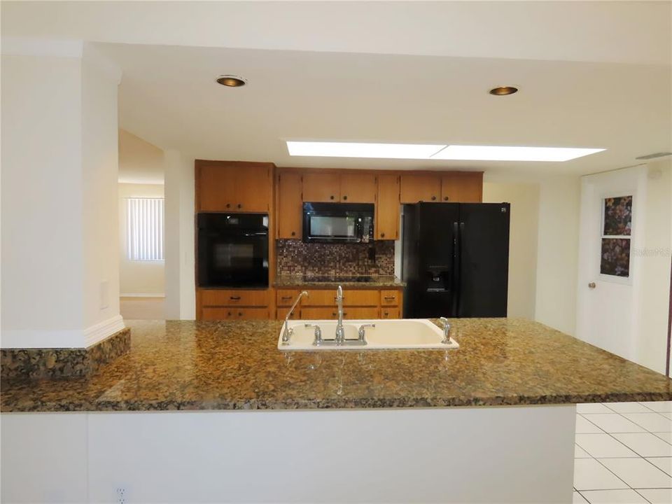 En Venta: $434,900 (2 camas, 2 baños, 1593 Pies cuadrados)