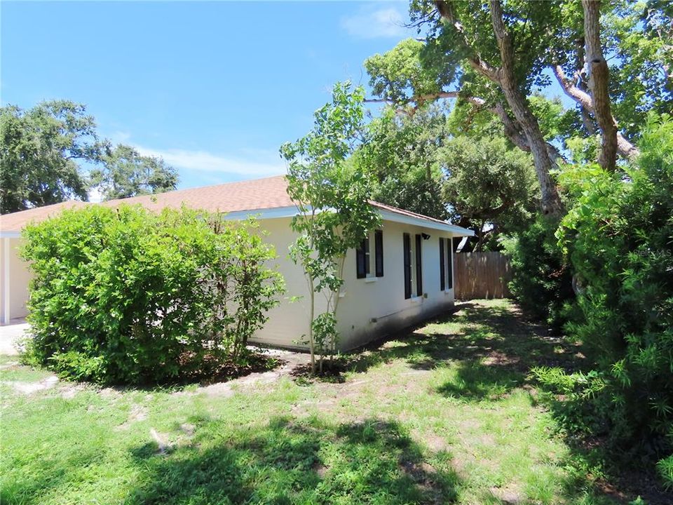 En Venta: $434,900 (2 camas, 2 baños, 1593 Pies cuadrados)