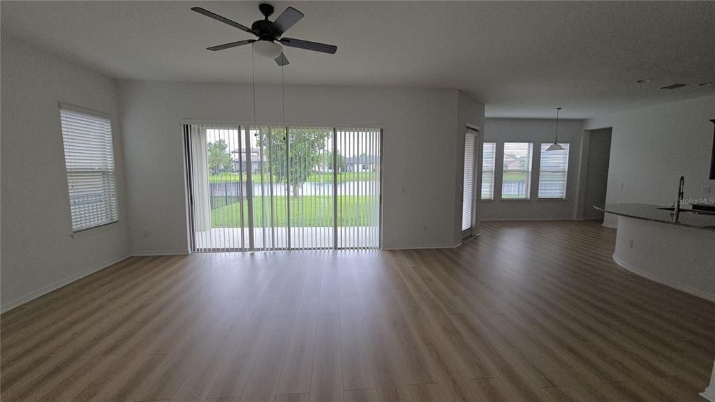 Active With Contract: $3,300 (5 beds, 4 baths, 3188 Square Feet)