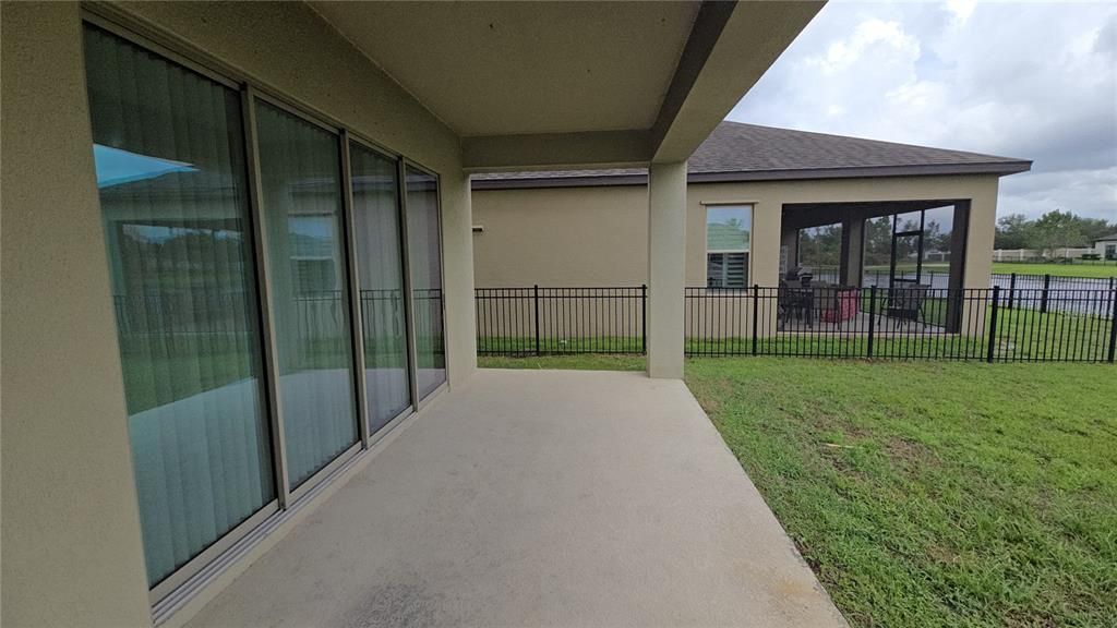 Active With Contract: $3,300 (5 beds, 4 baths, 3188 Square Feet)