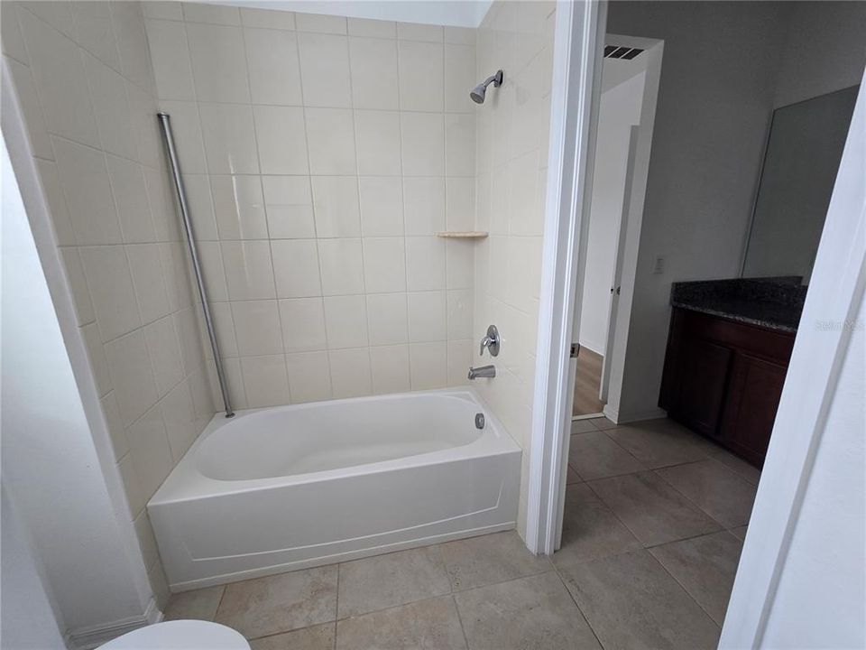 Active With Contract: $3,300 (5 beds, 4 baths, 3188 Square Feet)