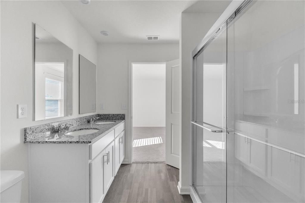 出租: $2,085 (3 贝兹, 2 浴室, 1557 平方英尺)