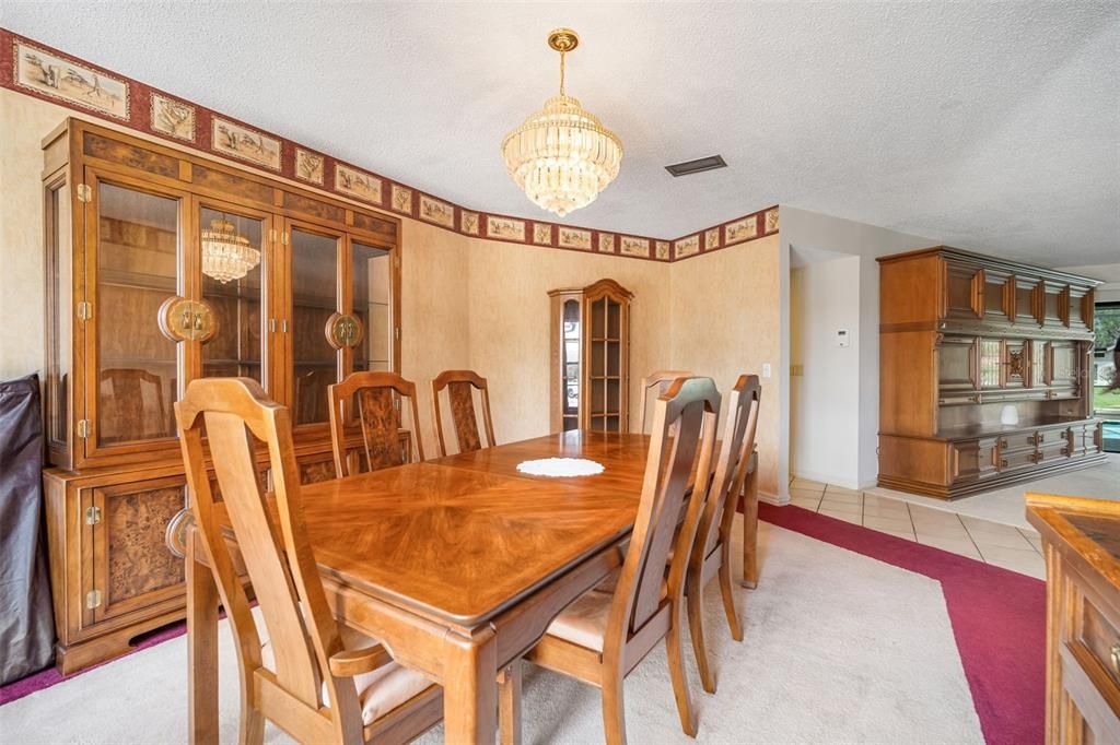 Active With Contract: $872,500 (4 beds, 3 baths, 2945 Square Feet)