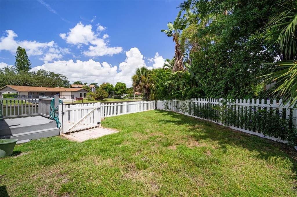 Active With Contract: $872,500 (4 beds, 3 baths, 2945 Square Feet)