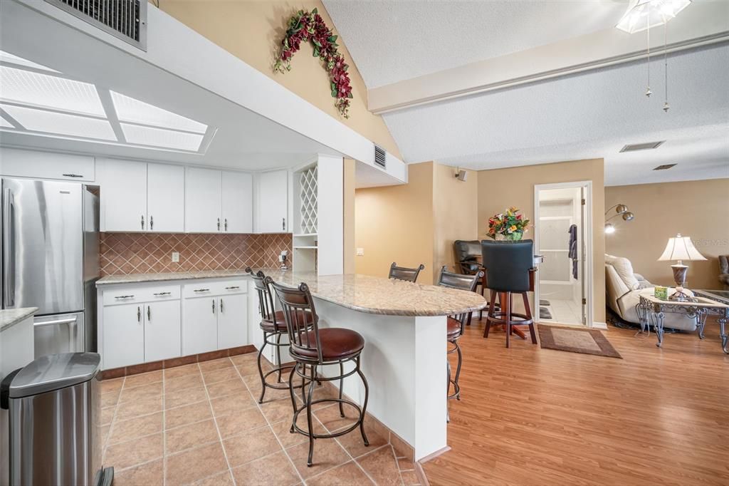 Active With Contract: $872,500 (4 beds, 3 baths, 2945 Square Feet)