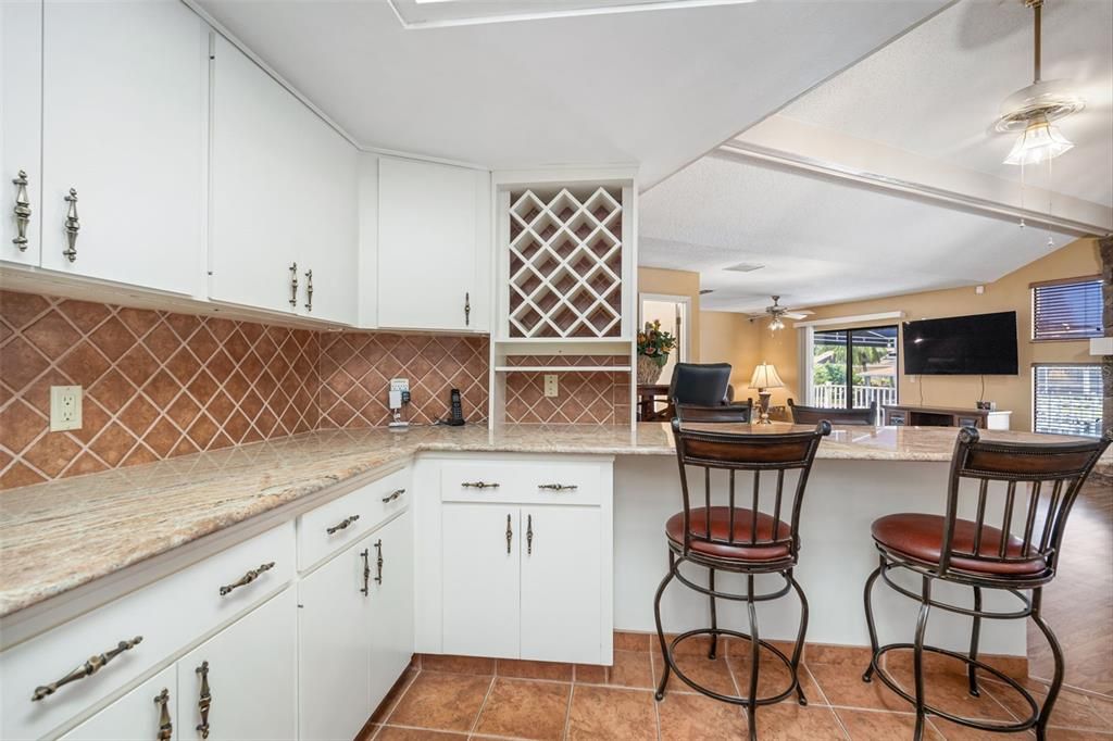 Active With Contract: $872,500 (4 beds, 3 baths, 2945 Square Feet)