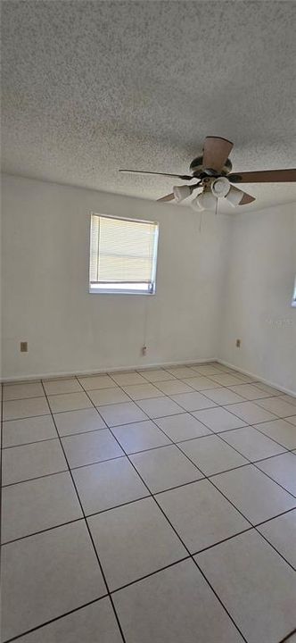 Под контрактом: $189,999 (2 спален, 1 ванн, 848 Квадратных фут)