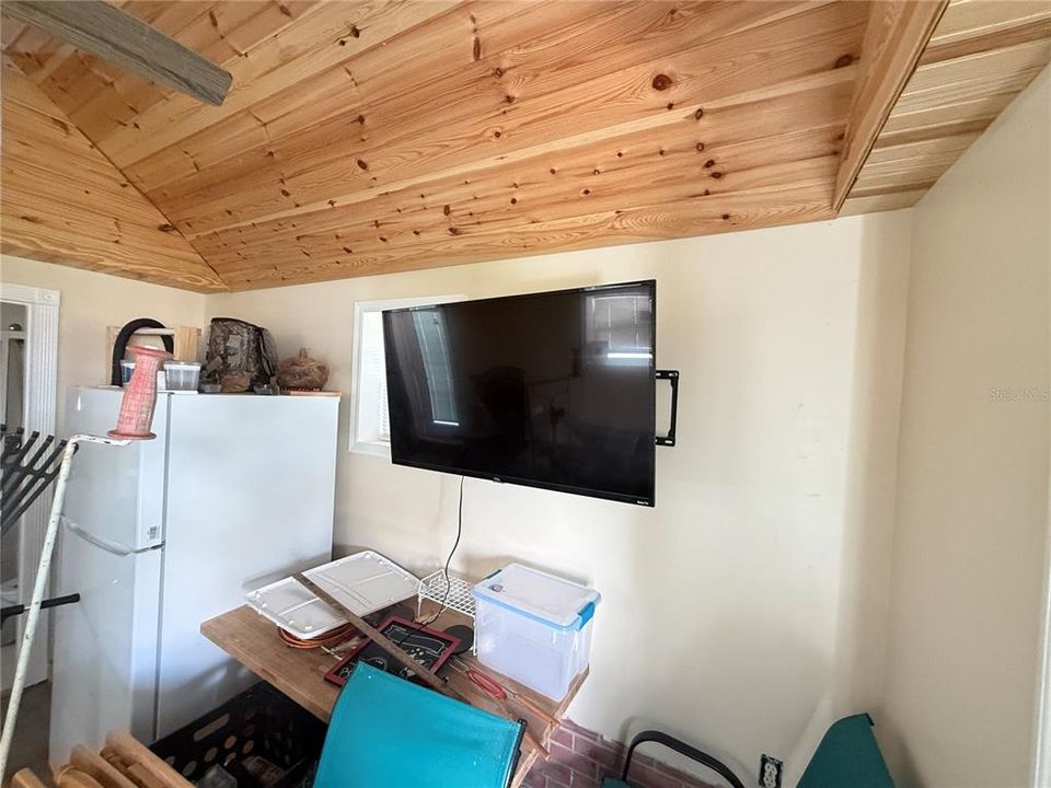 待售: $110,000 (0.22 acres)