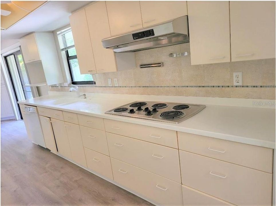 For Rent: $1,800 (2 beds, 2 baths, 1493 Square Feet)