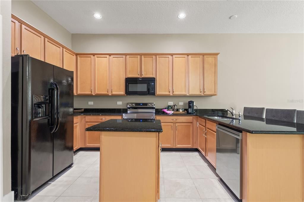 待售: $525,000 (3 贝兹, 2 浴室, 2149 平方英尺)