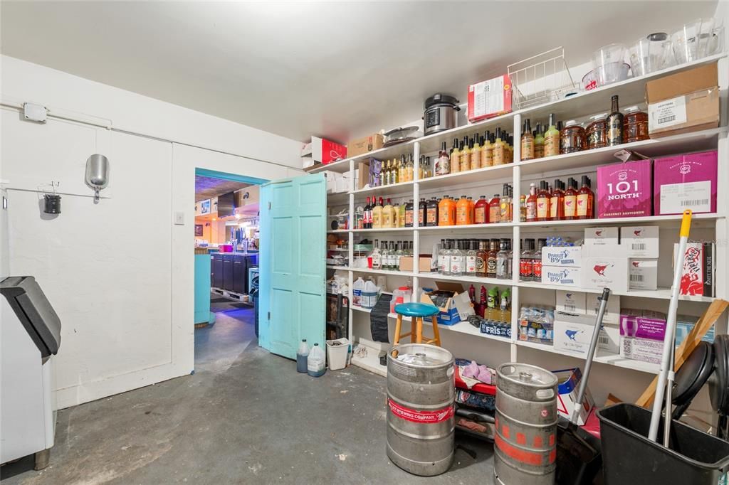 For Sale: $650,000 (0 beds, 0 baths, 6794 Square Feet)