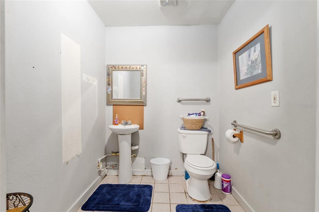 For Sale: $650,000 (0 beds, 0 baths, 6794 Square Feet)