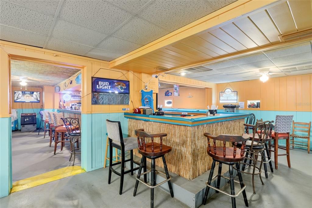 For Sale: $650,000 (0 beds, 0 baths, 6794 Square Feet)