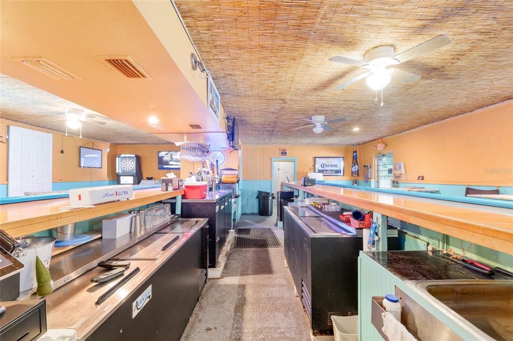 For Sale: $650,000 (0 beds, 0 baths, 6794 Square Feet)