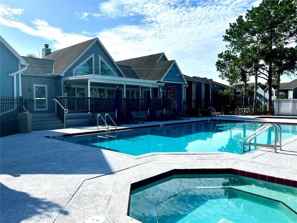 Active With Contract: $175,999 (2 beds, 1 baths, 768 Square Feet)