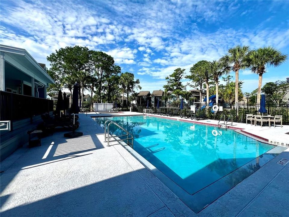 Active With Contract: $175,999 (2 beds, 1 baths, 768 Square Feet)