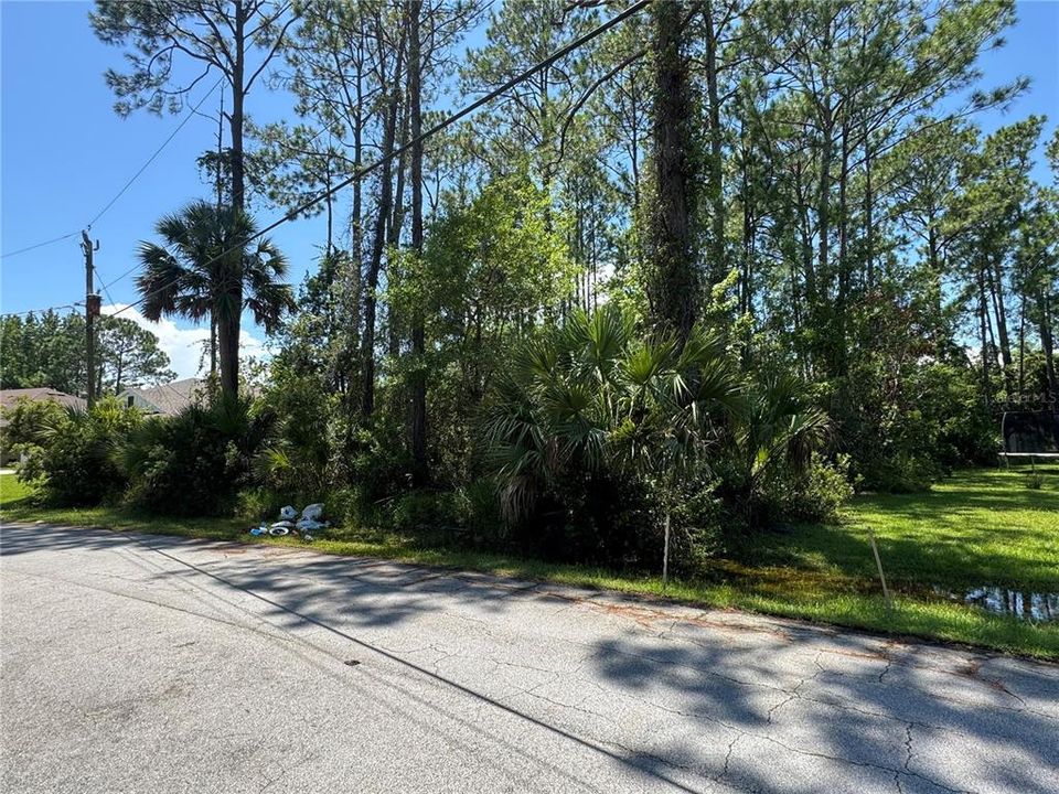 En Venta: $69,999 (0.28 acres)