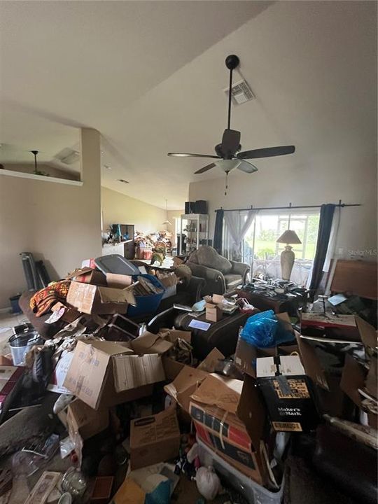 Active With Contract: $199,999 (3 beds, 2 baths, 2102 Square Feet)