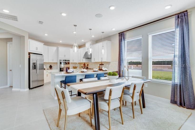 Active With Contract: $535,000 (4 beds, 3 baths, 2582 Square Feet)