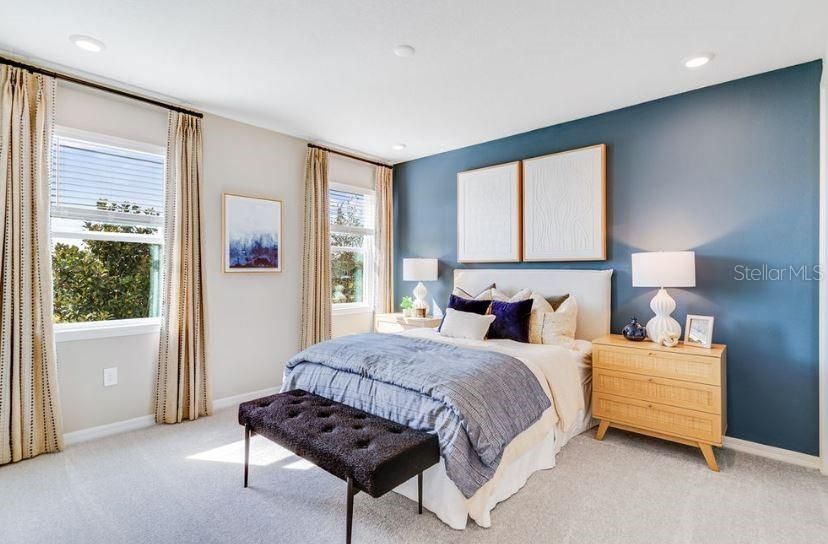 Active With Contract: $535,000 (4 beds, 3 baths, 2582 Square Feet)