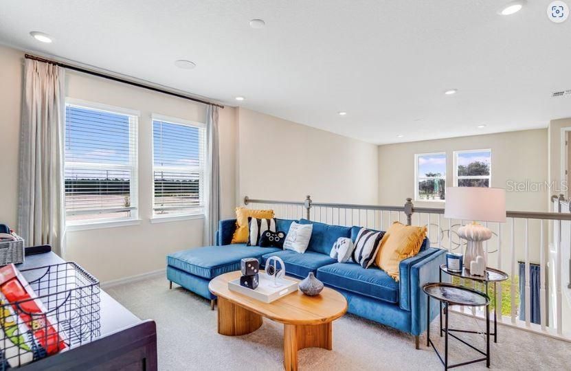 Active With Contract: $535,000 (4 beds, 3 baths, 2582 Square Feet)