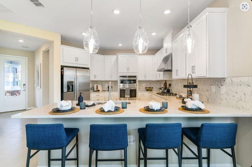 Active With Contract: $535,000 (4 beds, 3 baths, 2582 Square Feet)